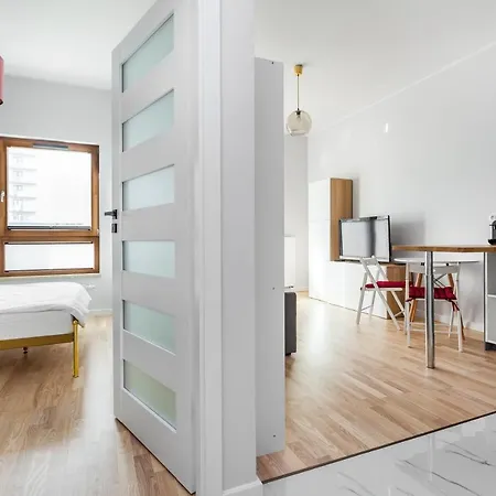 Frey Homes Energa Delux Apartamento